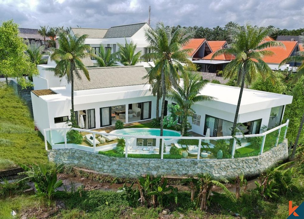 private canggu villas with a private pool