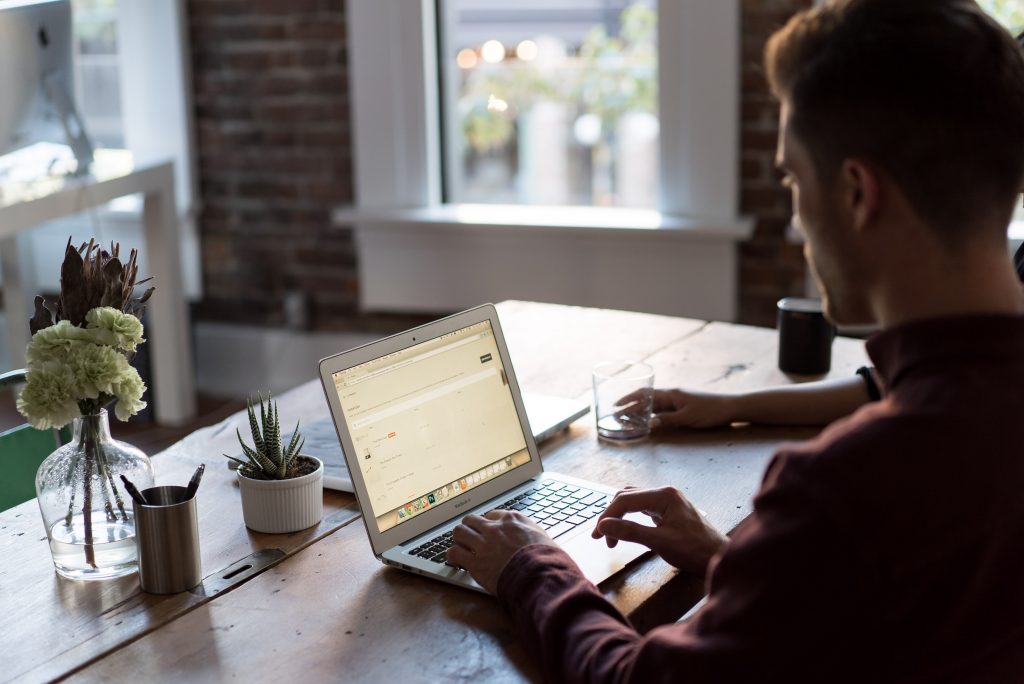 Benefits of Handling Your Real Estate Business from Home
